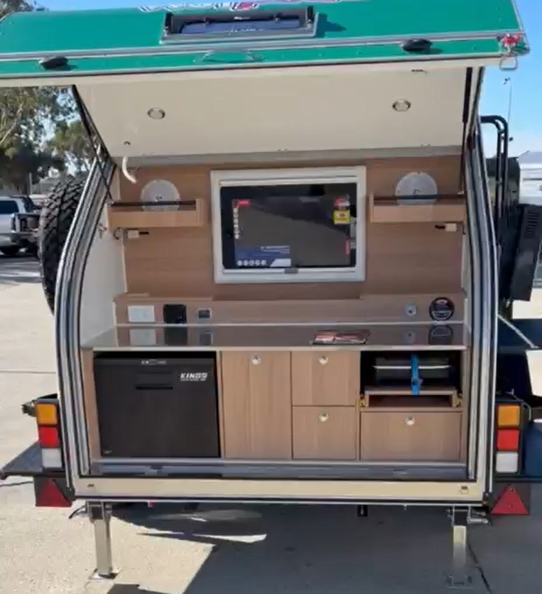 Off-road kitchen
